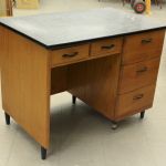 880 5327 WRITING DESK